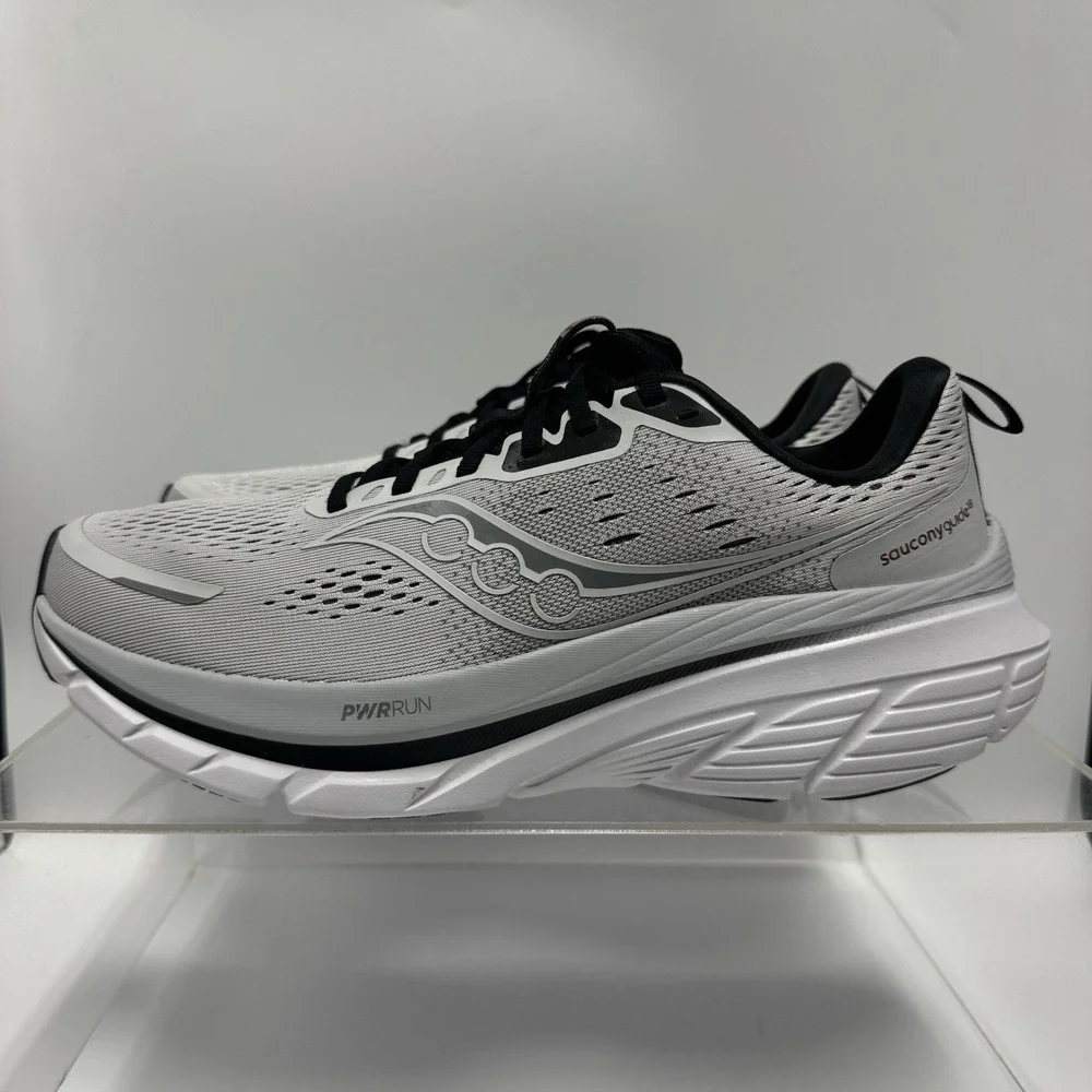 Brand New Saucony Guide 18 Cloud/Black Grey Running Shoe S20998-160 Men's Size 8